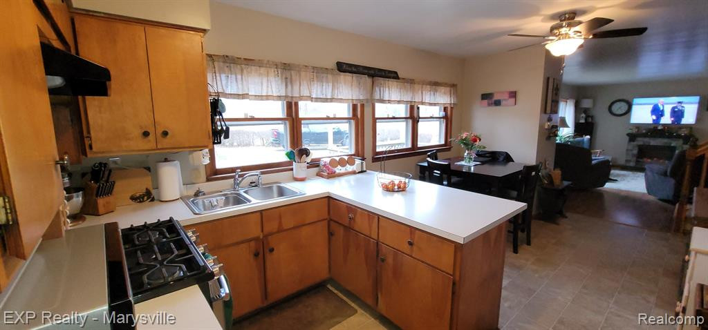 7693 SPARLING Road, Wales, MI — Photo 13