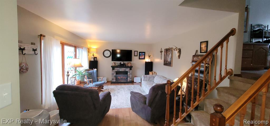 7693 SPARLING Road, Wales, MI — Photo 15