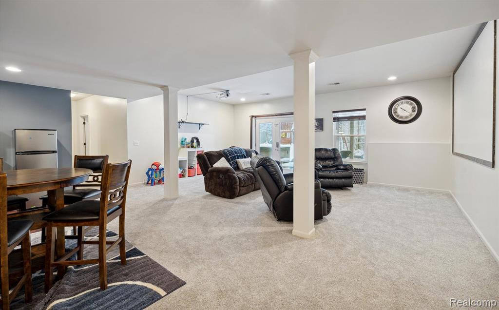 4174 OAK Street, Grand Blanc, MI 48439 — Photo 18