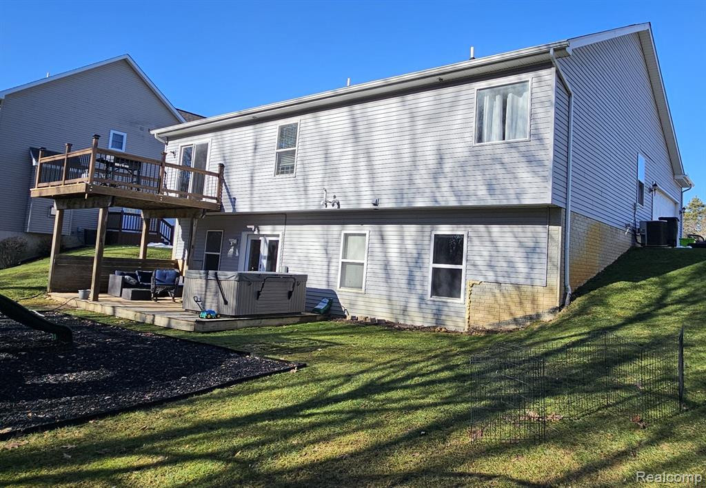 4174 OAK Street, Grand Blanc, MI 48439 — Photo 25