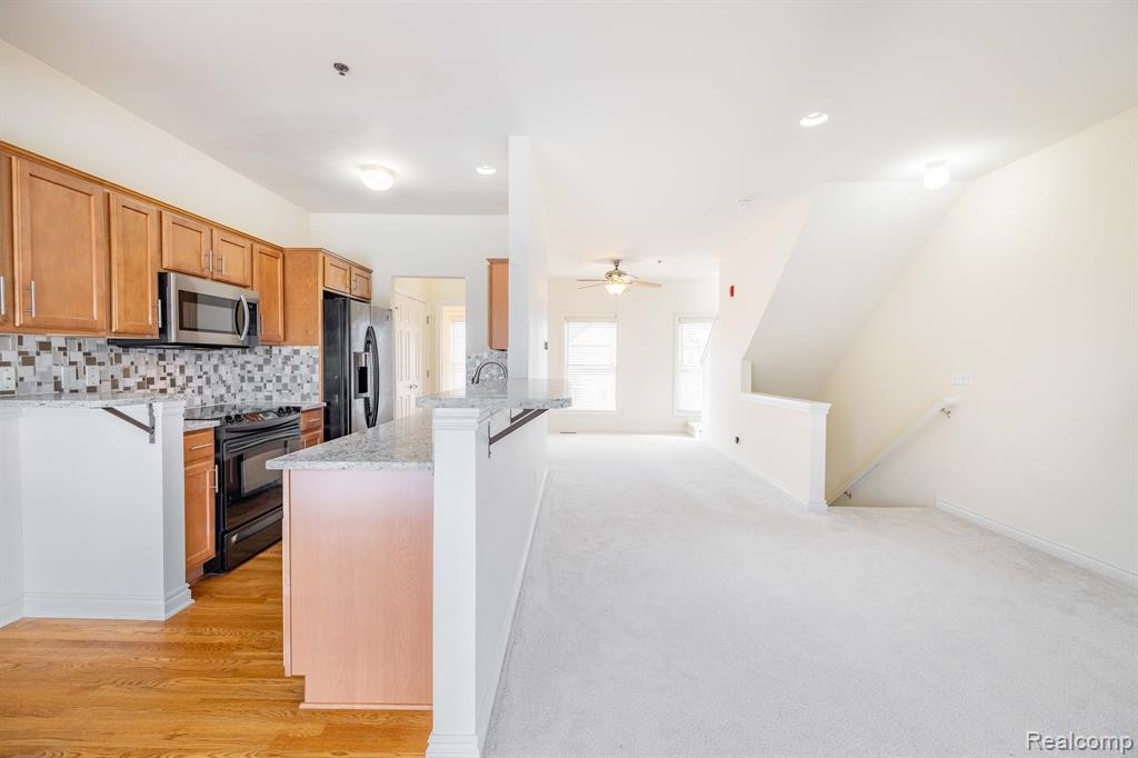1557 COMMODORE Circle, Canton, MI 48187 — Photo 4