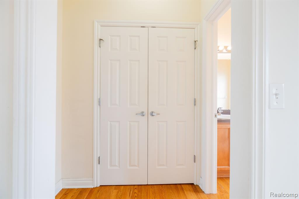 1557 COMMODORE Circle, Canton, MI 48187 — Photo 8