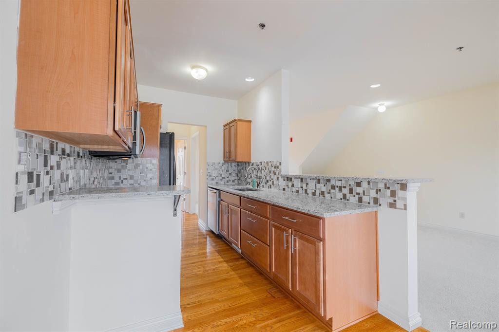 1557 COMMODORE Circle, Canton, MI 48187 — Photo 14