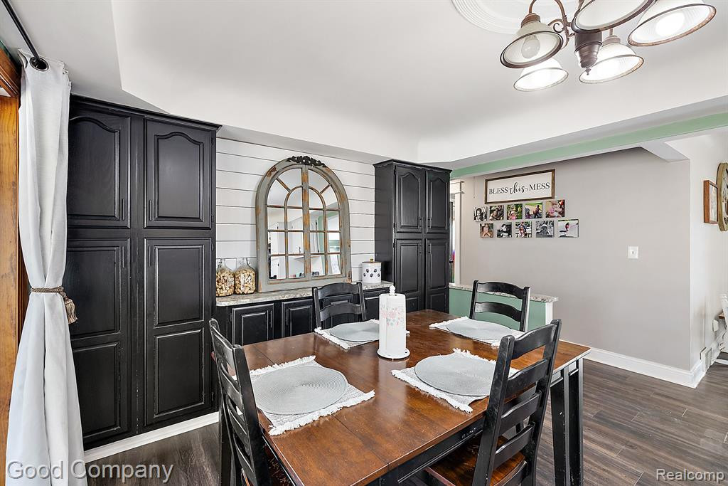 807 Sunnybeach Boulevard, White Lake, MI — Photo 12