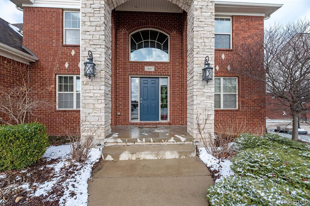 24667 BROMPTON Way, South Lyon, MI 48178 — Photo 3