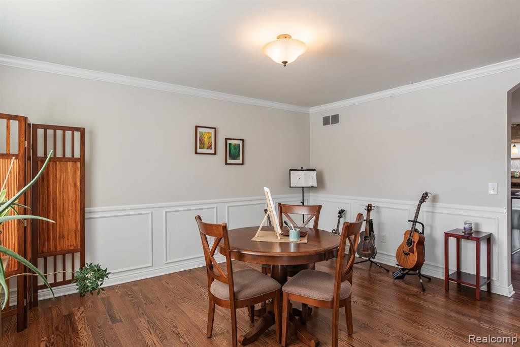 24667 BROMPTON Way, South Lyon, MI 48178 — Photo 9