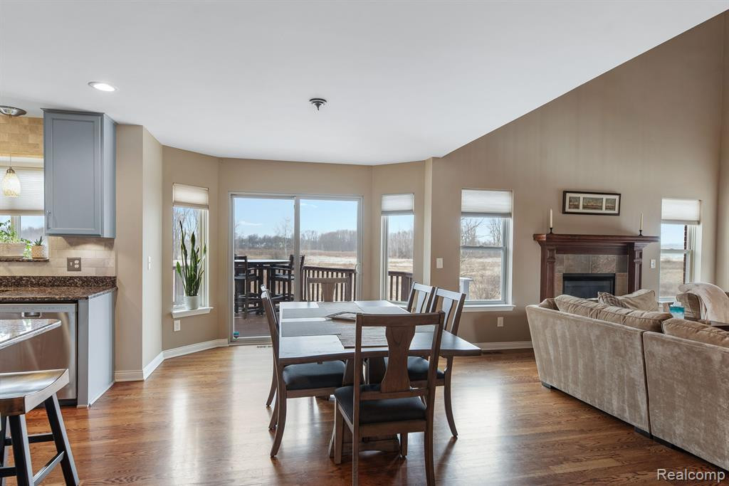 24667 BROMPTON Way, South Lyon, MI 48178 — Photo 14