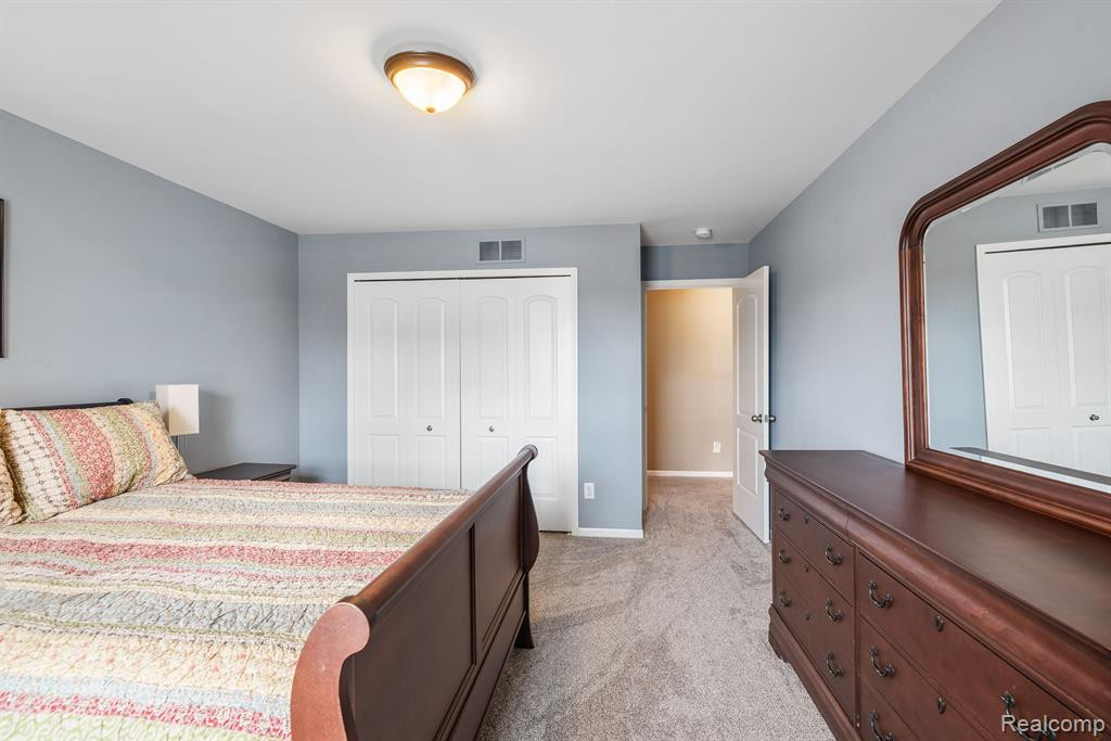 24667 BROMPTON Way, South Lyon, MI 48178 — Photo 30