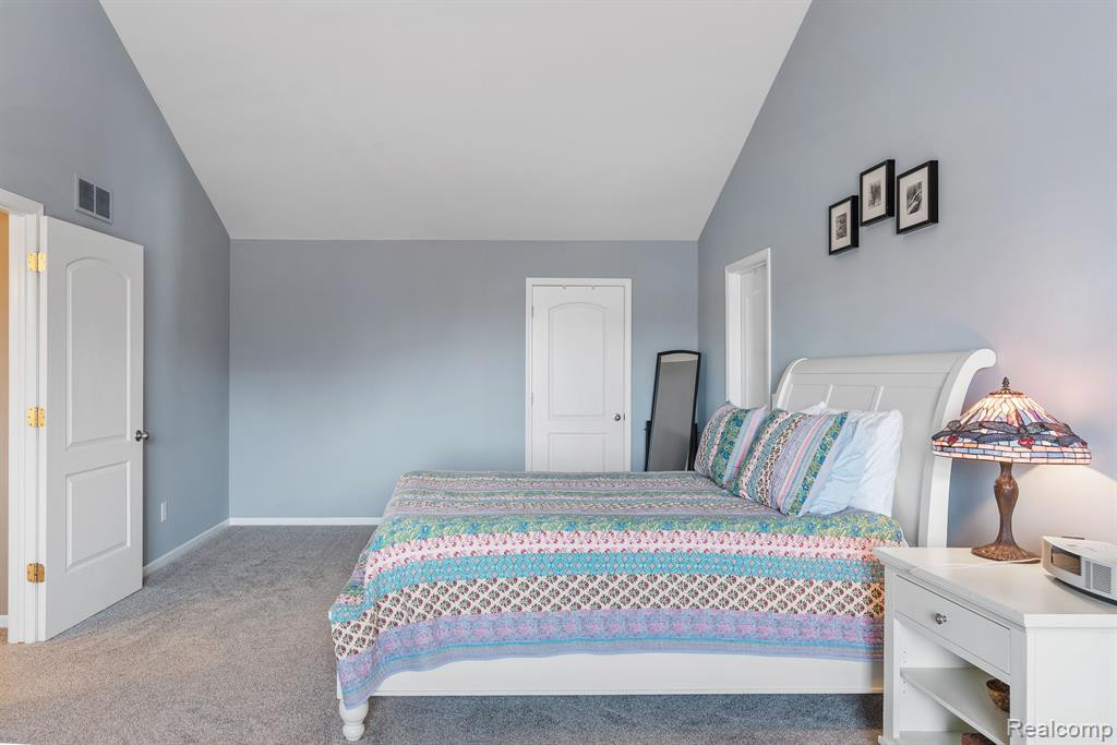 24667 BROMPTON Way, South Lyon, MI 48178 — Photo 33