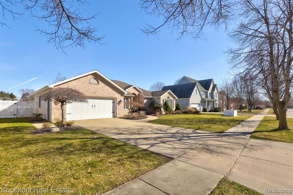 399 STROEBEL Drive, Frankenmuth, MI 48734 — Photo 4