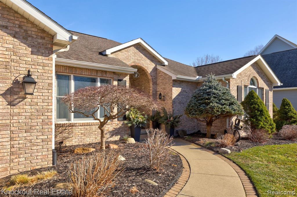 399 STROEBEL Drive, Frankenmuth, MI 48734 — Photo 5