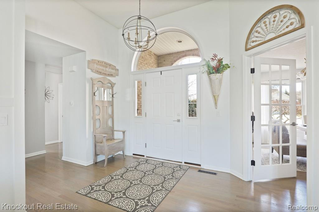 399 STROEBEL Drive, Frankenmuth, MI 48734 — Photo 8