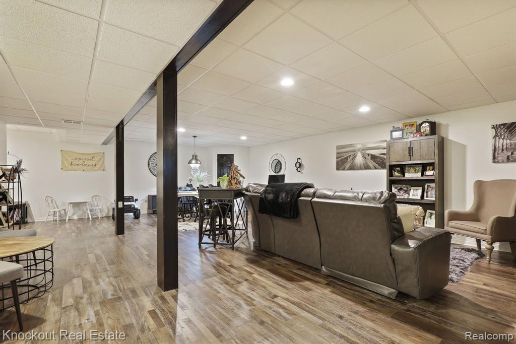 399 STROEBEL Drive, Frankenmuth, MI 48734 — Photo 37