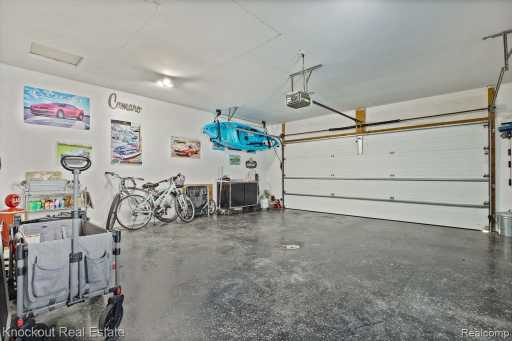399 STROEBEL Drive, Frankenmuth, MI 48734 — Photo 45