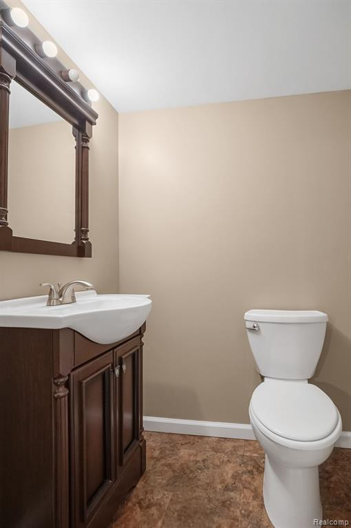 458 HOLLYWOOD Drive, Saline, MI 48176 — Photo 22