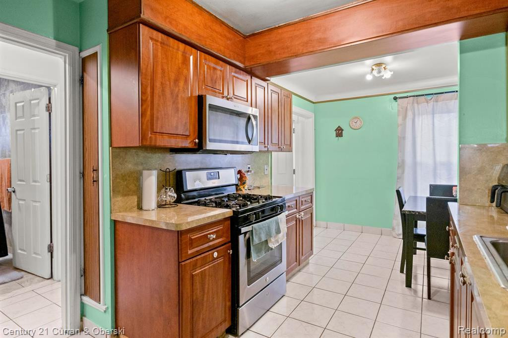 6635 YINGER Avenue, Dearborn, MI 48126 — Photo 12