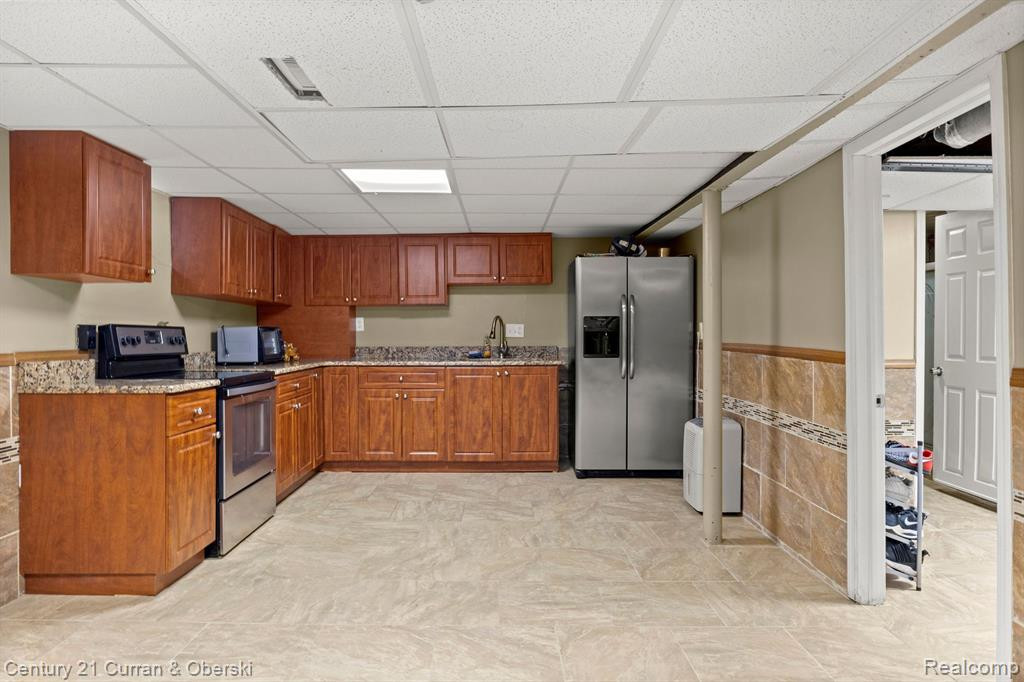 6635 YINGER Avenue, Dearborn, MI 48126 — Photo 15