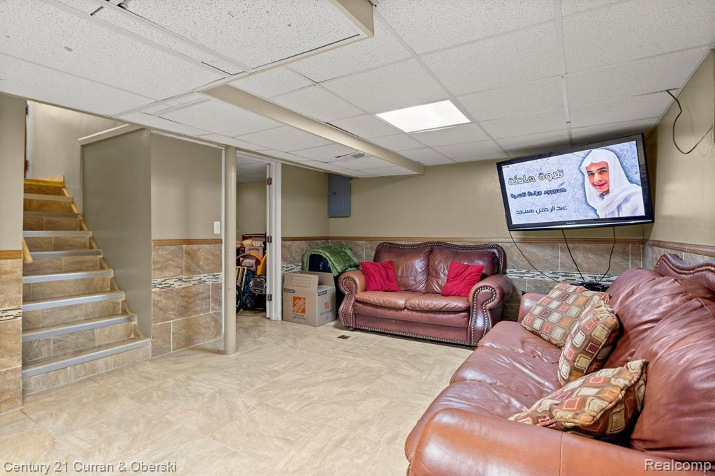 6635 YINGER Avenue, Dearborn, MI 48126 — Photo 18