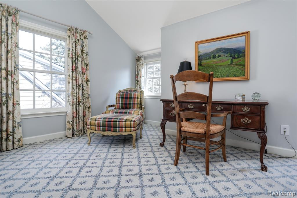 594 CHESTERFIELD Avenue, Birmingham, MI 48009 — Photo 19