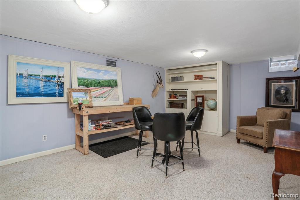 594 CHESTERFIELD Avenue, Birmingham, MI 48009 — Photo 28