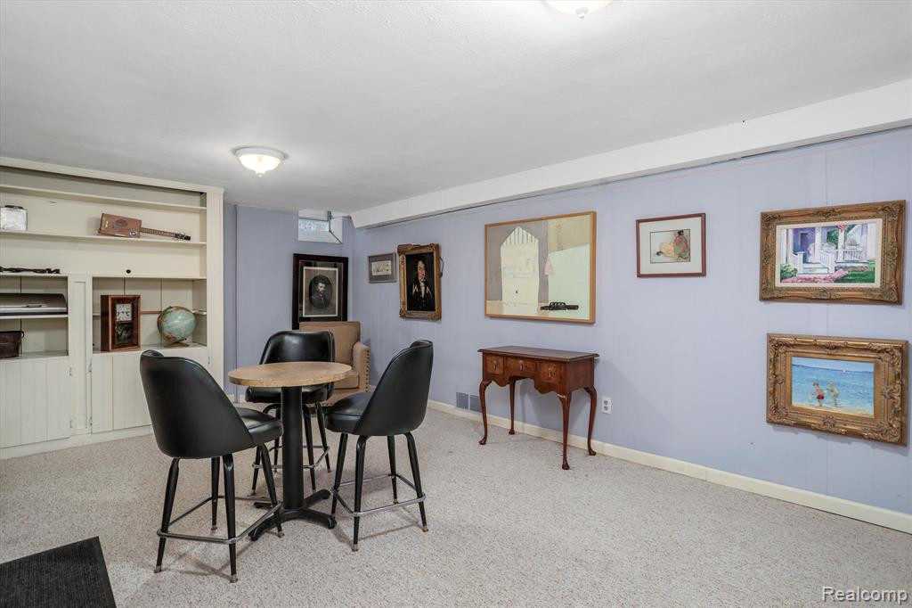 594 CHESTERFIELD Avenue, Birmingham, MI 48009 — Photo 29
