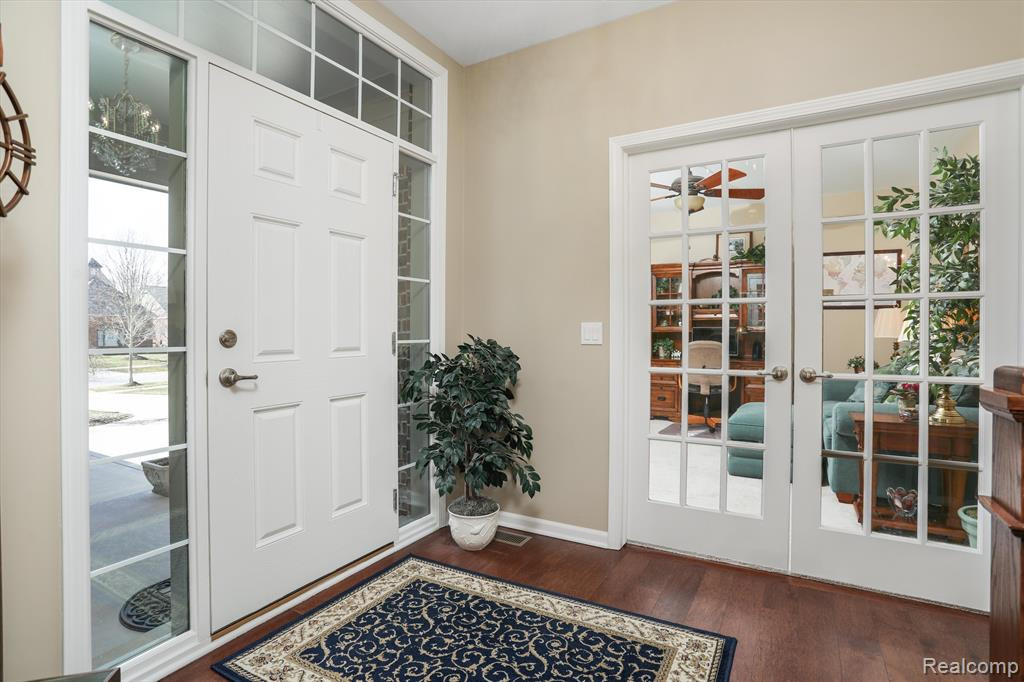4617 OAKHURST RIDGE Road, Clarkston, MI 48348 — Photo 10