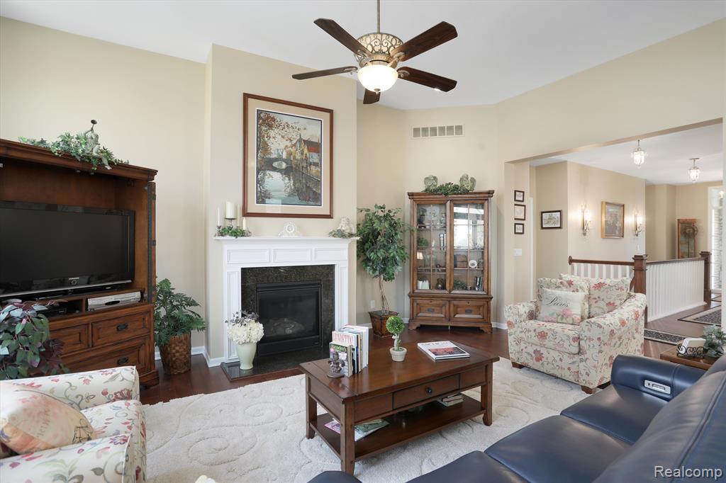 4617 OAKHURST RIDGE Road, Clarkston, MI 48348 — Photo 13