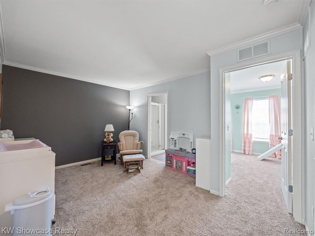 155 CENTER Boulevard, Wixom, MI 48393 — Photo 19