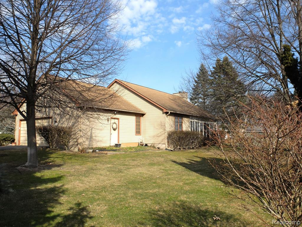6469 WOODCREST Ridge, Clarkston, MI — Photo 25