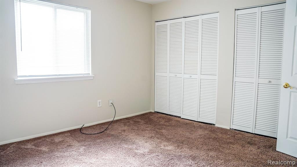 10195 ALLEN POINTE Drive, Allen Park, MI 48101 — Photo 21