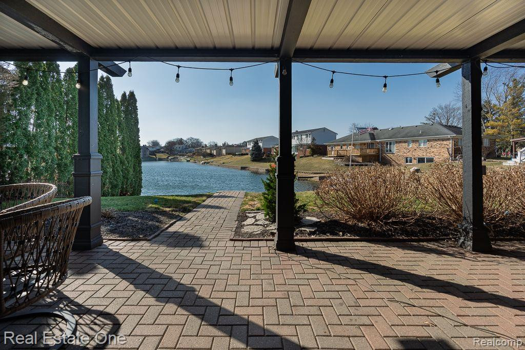 54121 MOUND Road, Shelby Twp, MI 48316 — Photo 34