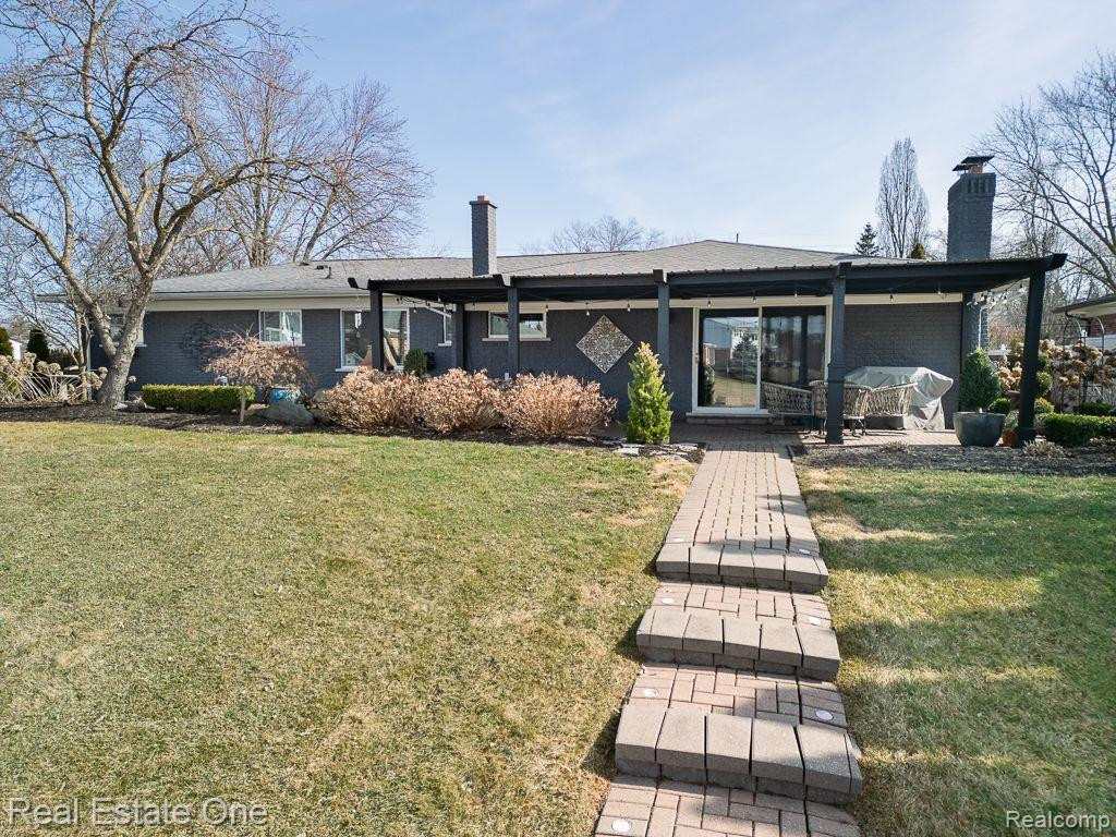 54121 MOUND Road, Shelby Twp, MI 48316 — Photo 37