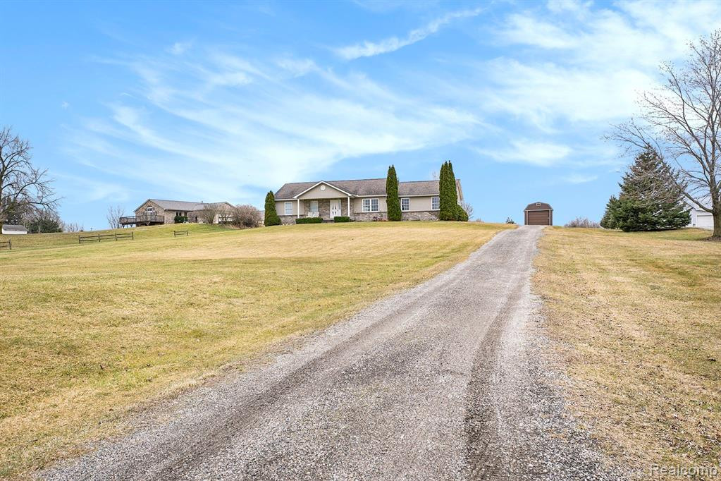 1755 N VAN DYKE Road, Imlay City, MI 48444 — Photo 2