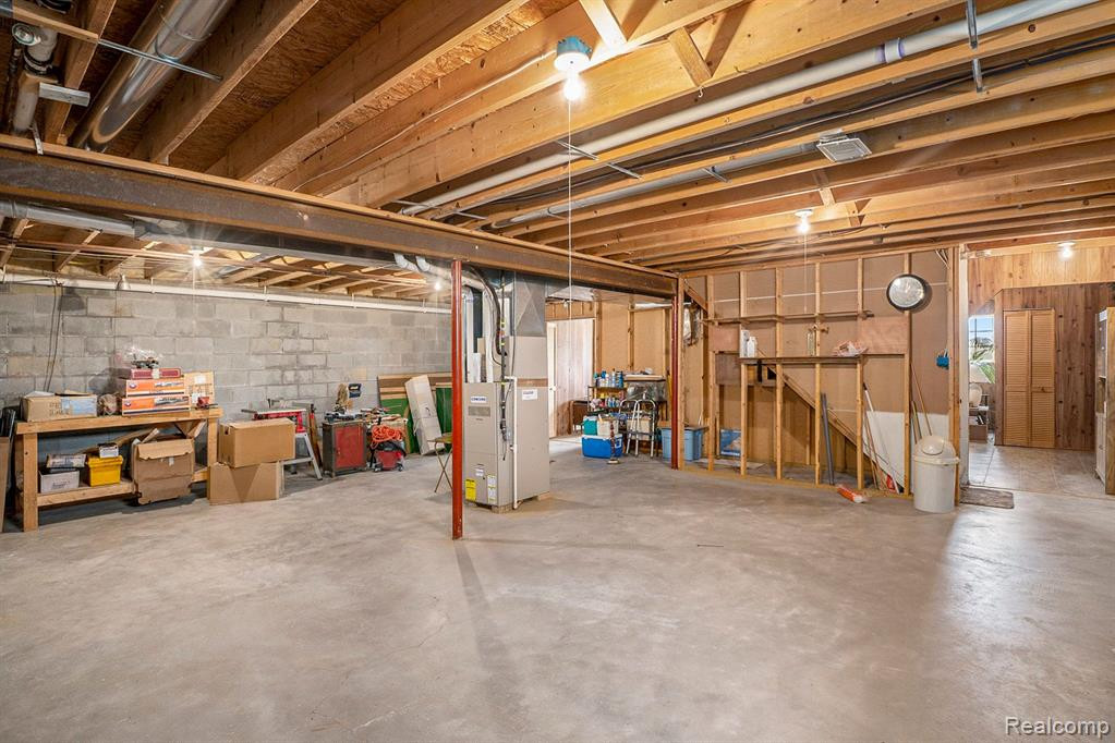 1755 N VAN DYKE Road, Imlay City, MI 48444 — Photo 15