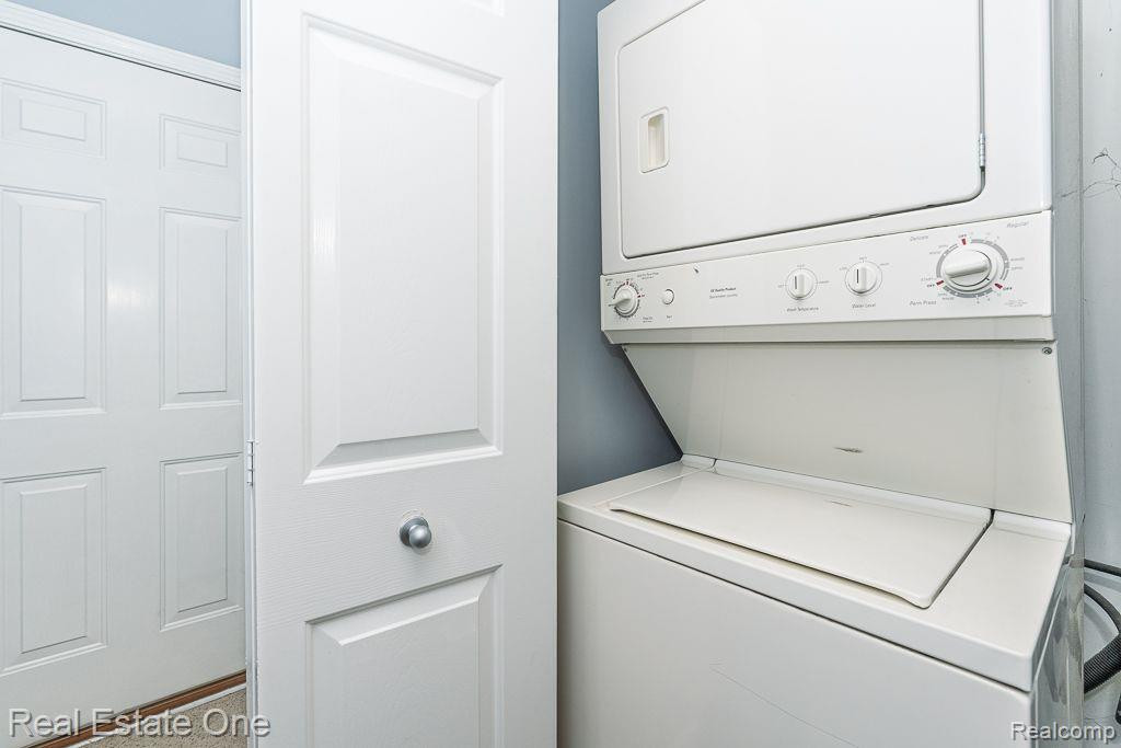 1111 BEAVER RUN, 79, Troy, MI 48083 — Photo 19