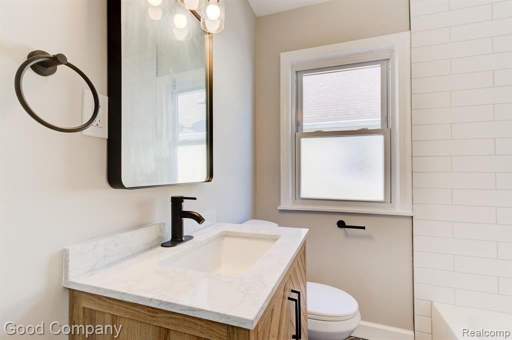 8741 SARATOGA Street, Oak Park, MI 48237 — Photo 16