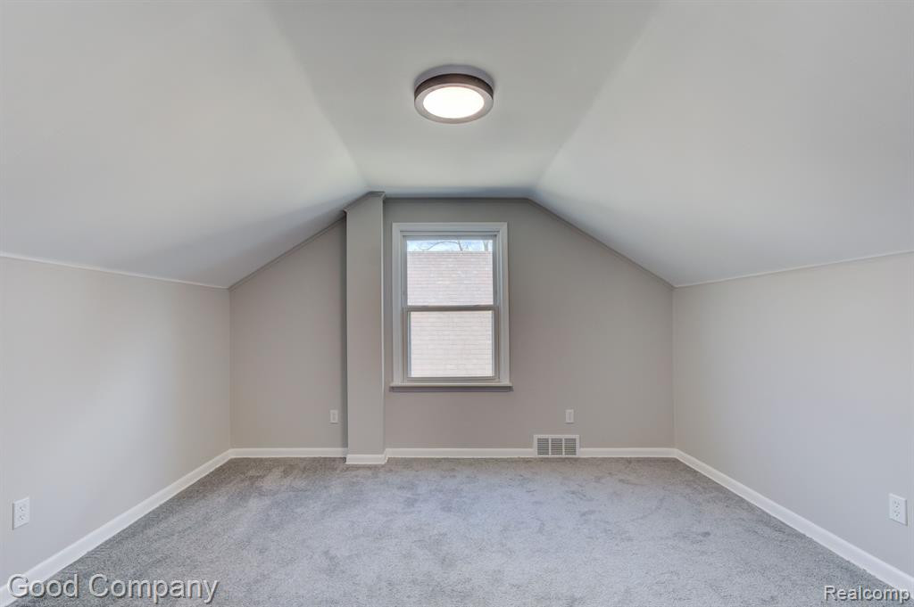 8741 SARATOGA Street, Oak Park, MI 48237 — Photo 28