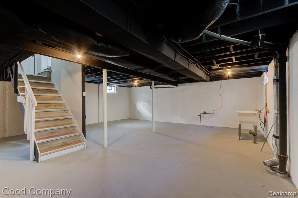 8741 SARATOGA Street, Oak Park, MI 48237 — Photo 30
