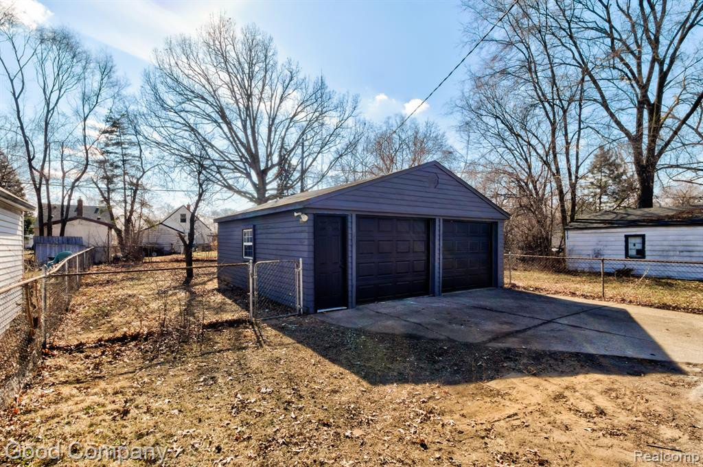 8741 SARATOGA Street, Oak Park, MI 48237 — Photo 36