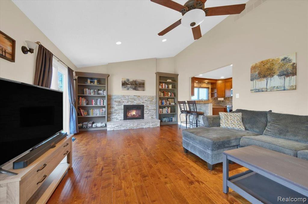 42606 REDFERN Street, Canton, MI 48187 — Photo 5