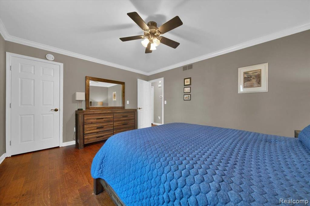 42606 REDFERN Street, Canton, MI 48187 — Photo 14