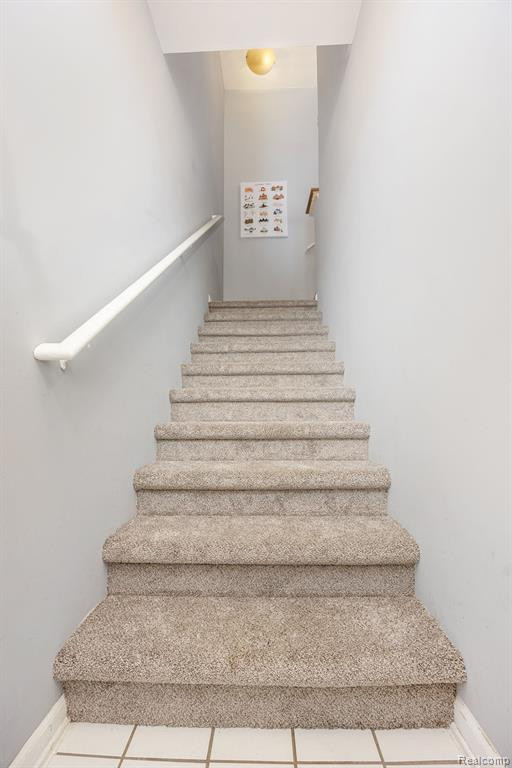43325 Woodbridge Drive, Clinton Twp, MI 48038 — Photo 3