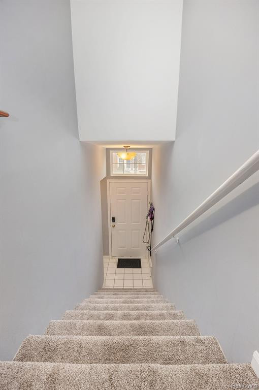 43325 Woodbridge Drive, Clinton Twp, MI 48038 — Photo 4