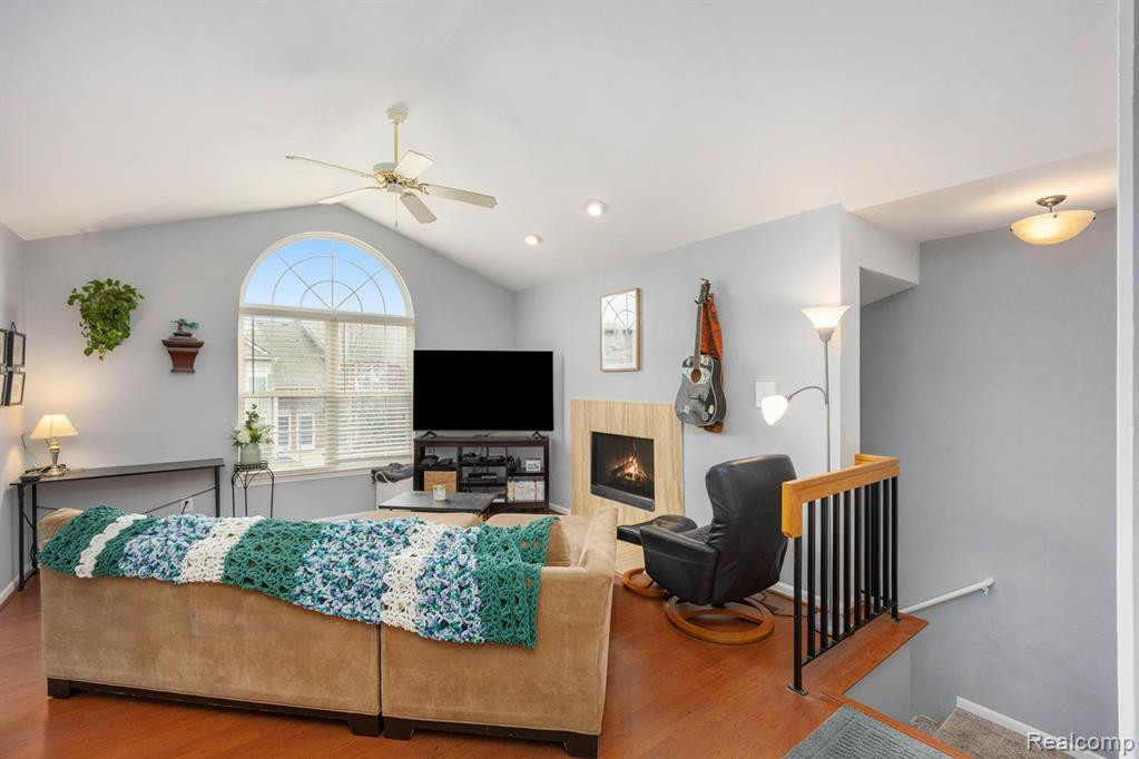 43325 Woodbridge Drive, Clinton Twp, MI 48038 — Photo 5