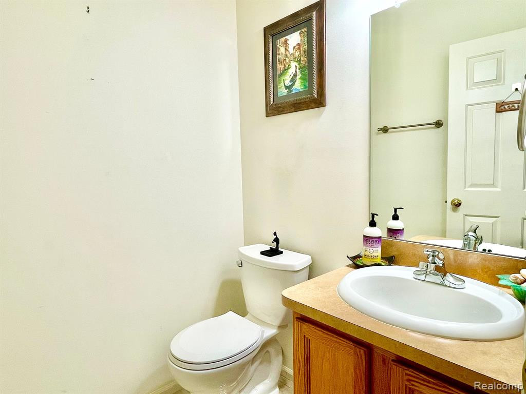 140 CHERRY STONE Drive, Canton, MI 48188 — Photo 17