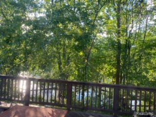 140 CHERRY STONE Drive, Canton, MI 48188 — Photo 32