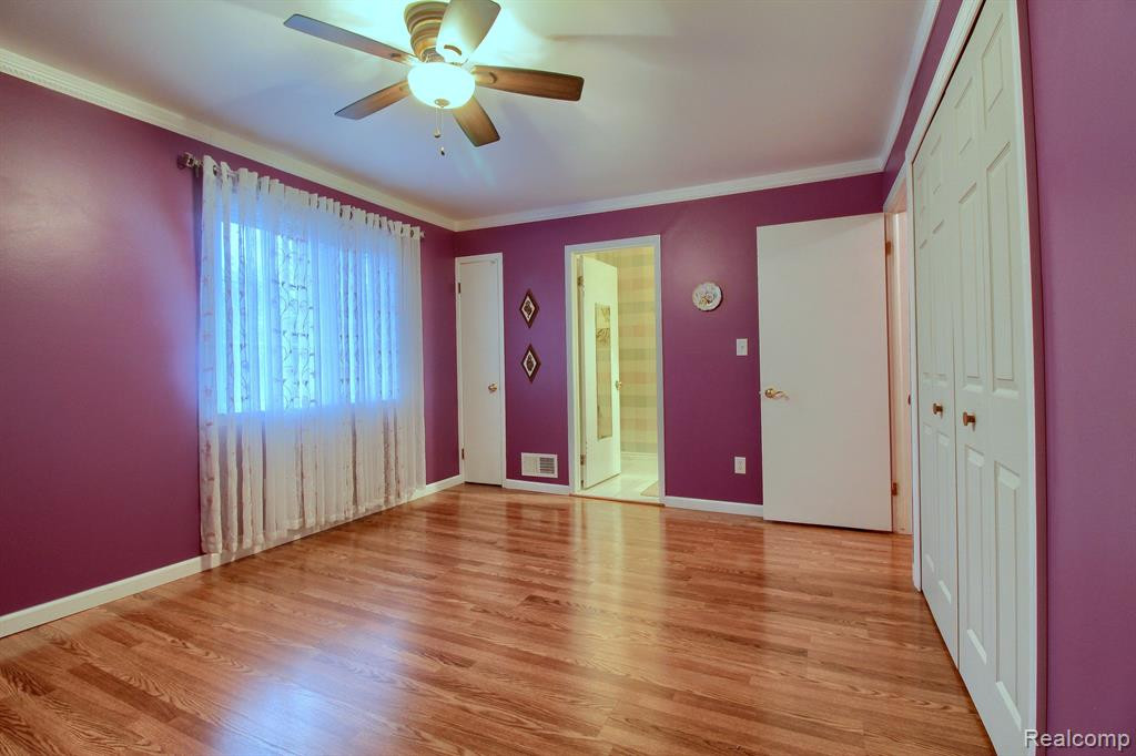 1861 BALDWIN Drive, 8, Trenton, MI 48183 — Photo 15