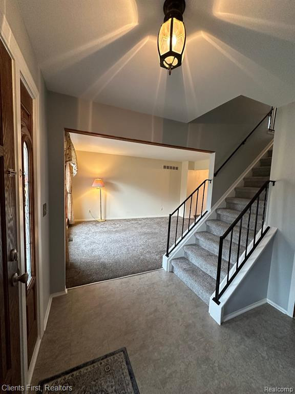 42538 CASTLE Court, Canton, MI 48188 — Photo 9