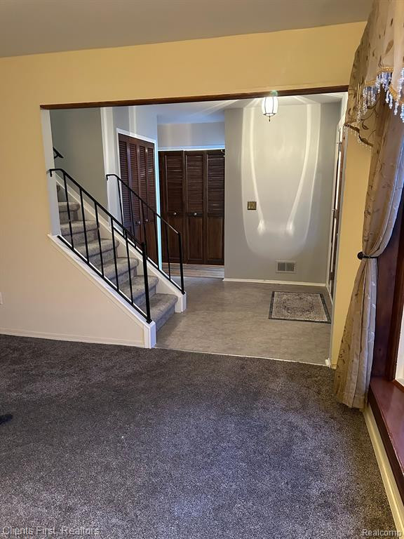 42538 CASTLE Court, Canton, MI 48188 — Photo 11