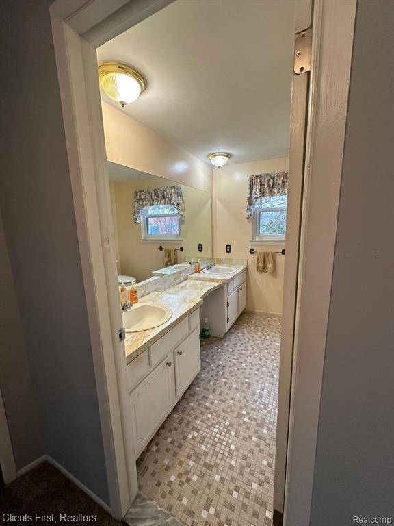 42538 CASTLE Court, Canton, MI 48188 — Photo 20